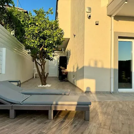 Valendra Apartman Péjia