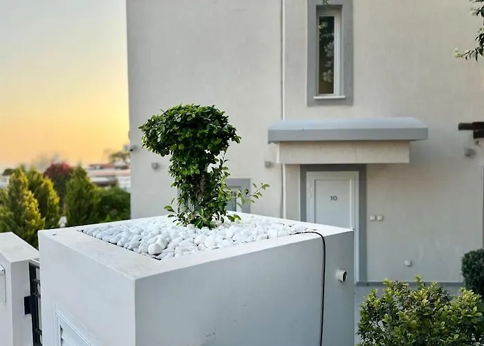 Lägenhet Valendra Pégeia