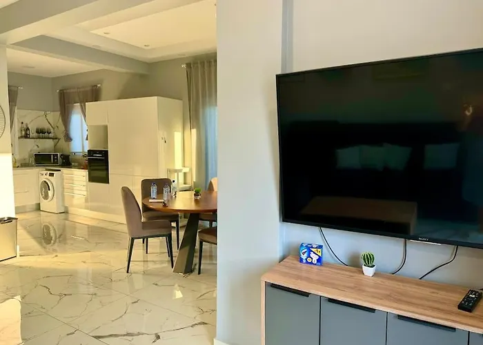 Appartamento Valendra Peyia